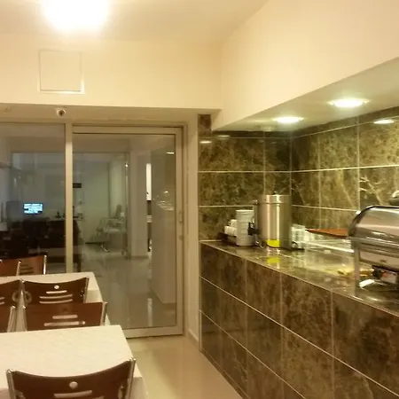 Dort Mevsim Aparthotel